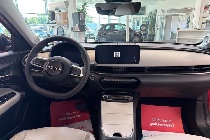 Orange Fiat 600e fra 2024