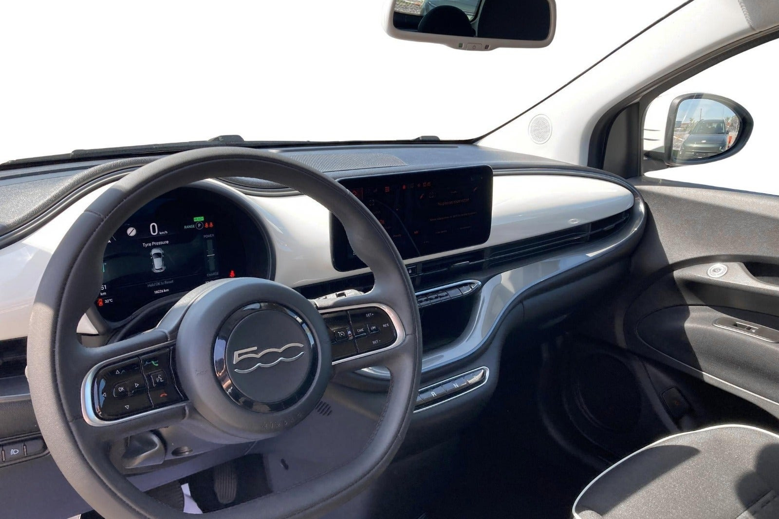 undefined Fiat 500e fra 2023