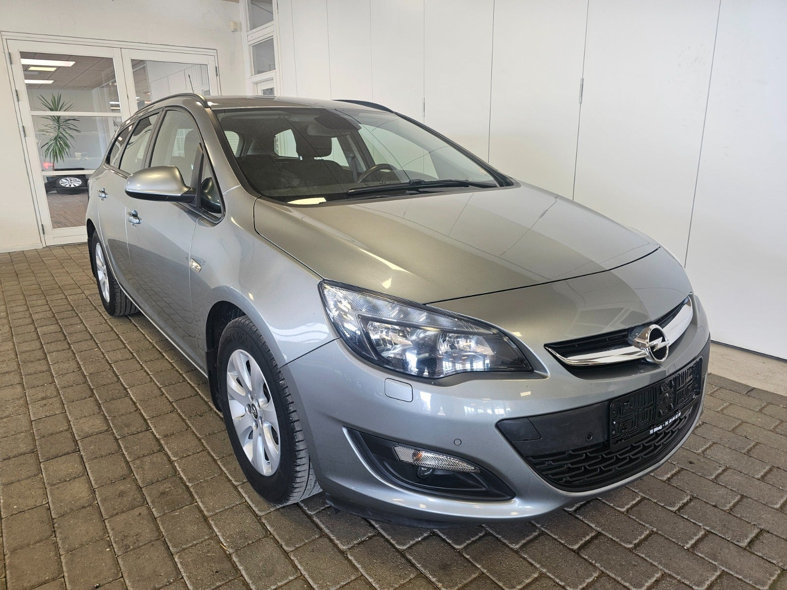 Opel Astra 1,4 T 140 Enjoy Sports Tourer