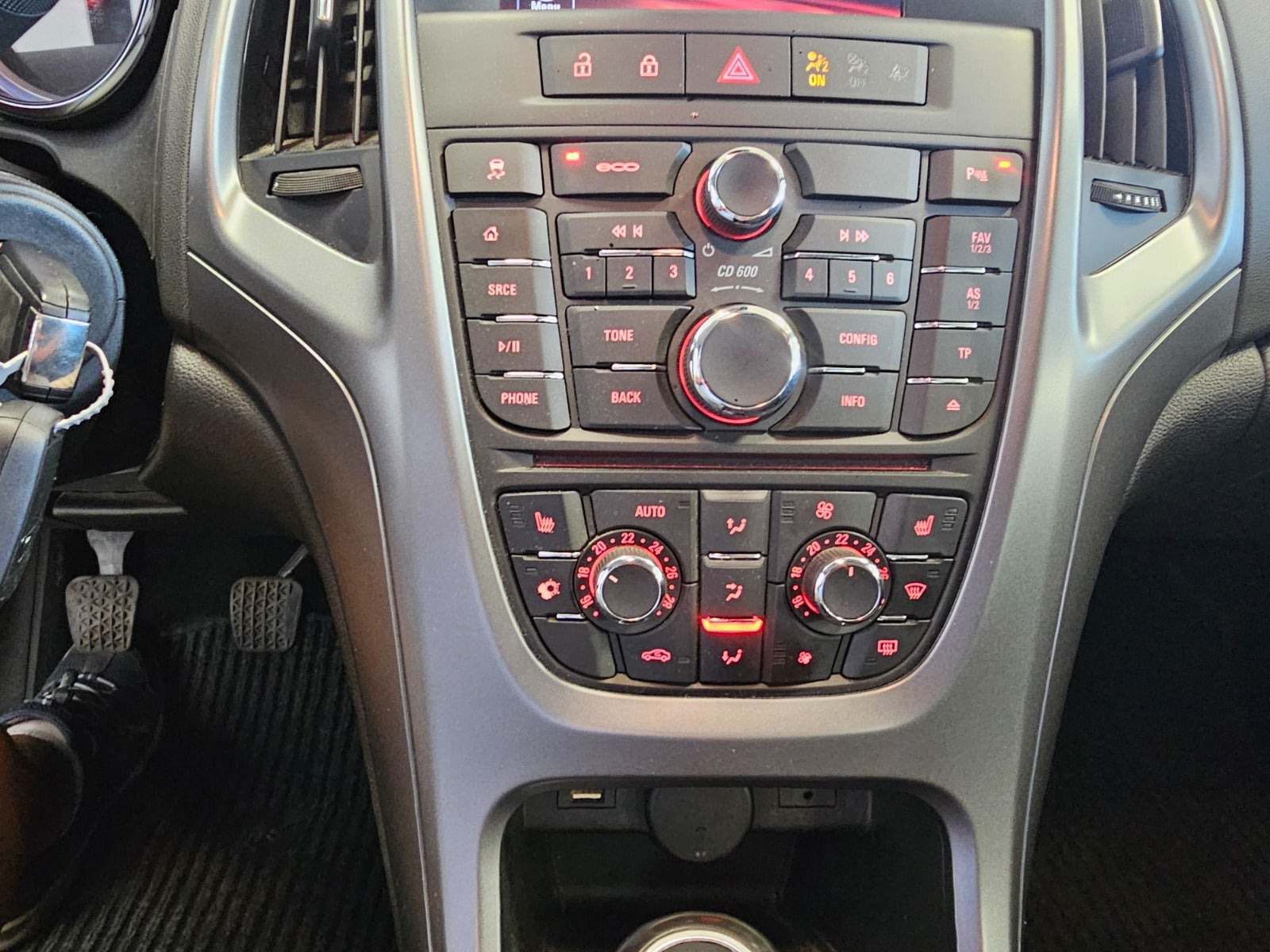 Sølv Opel Astra fra 2015