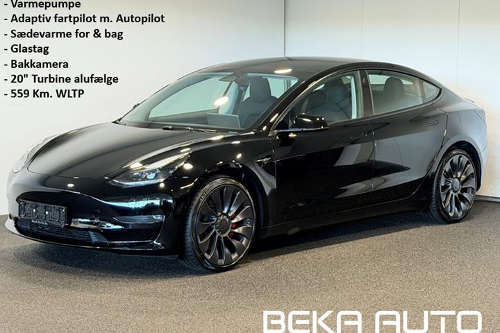 Sort Tesla Model 3 fra 2022