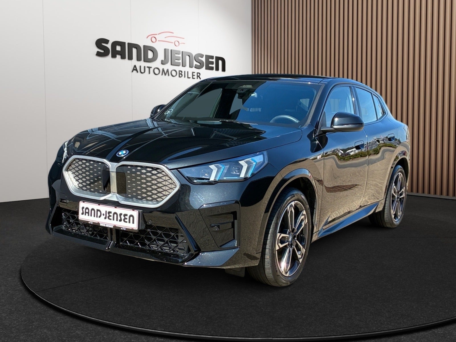 BMW iX2 eDrive20 M-Sport Premium