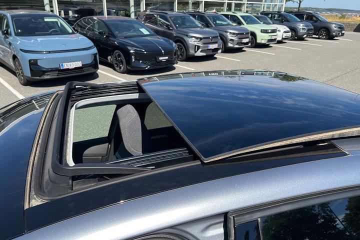 Grå Citroën ë-C4 fra 2023