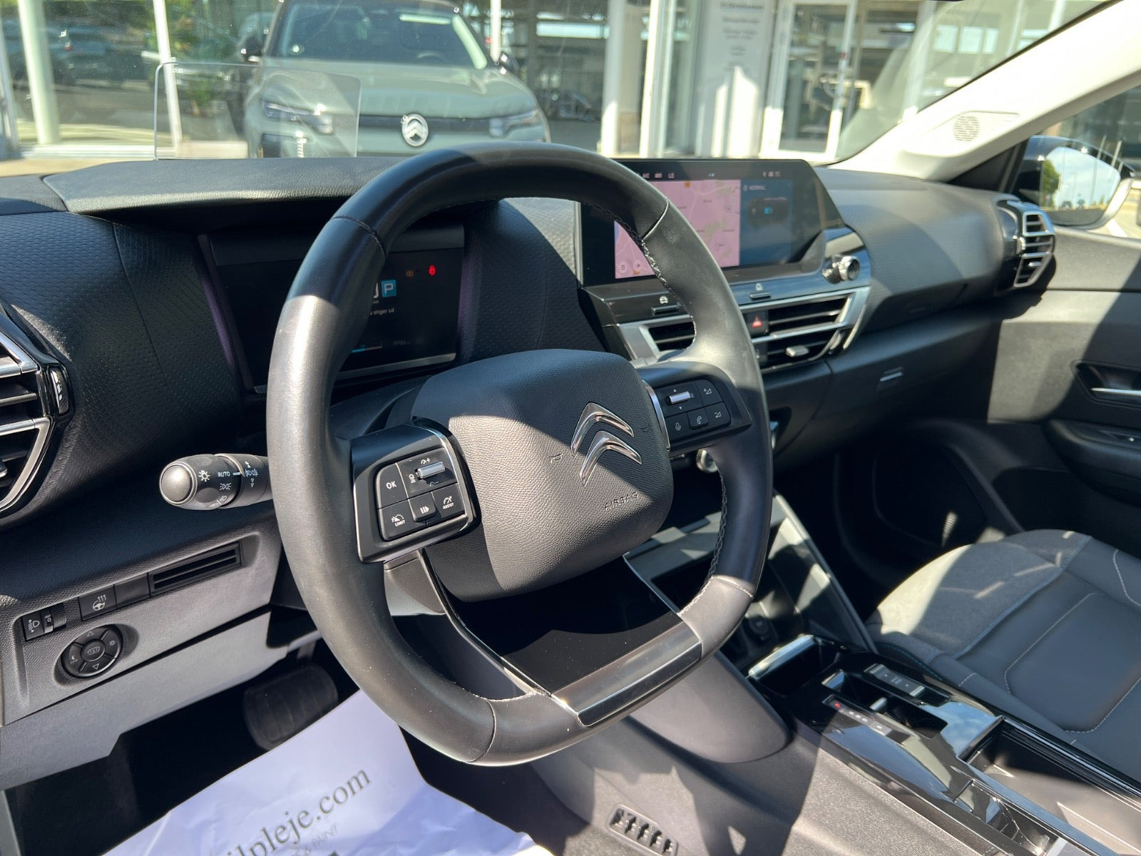 Grå Citroën ë-C4 fra 2023