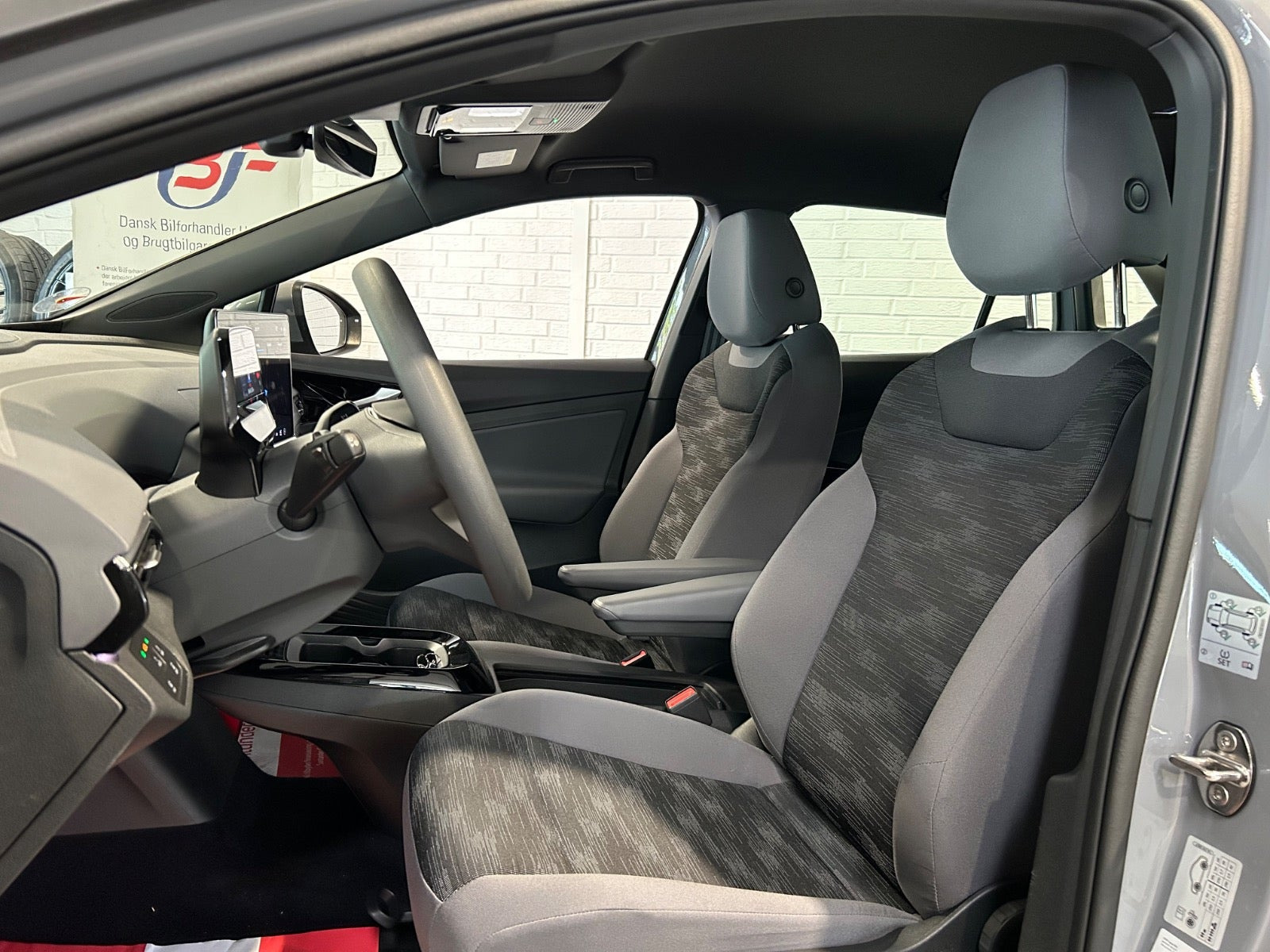 Grå VW ID.4 fra 2024