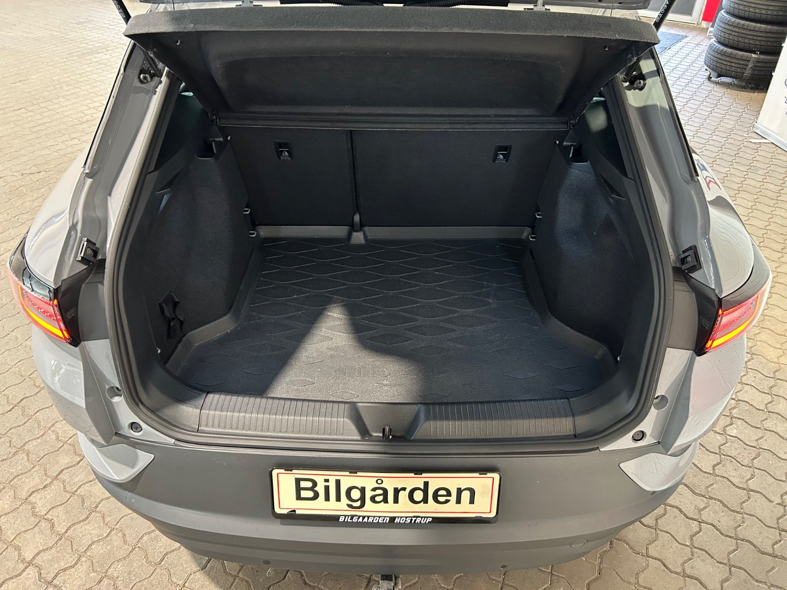 Grå VW ID.4 fra 2024