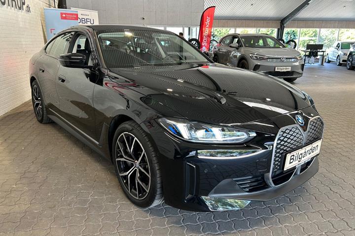 Sort BMW i4 fra 2024