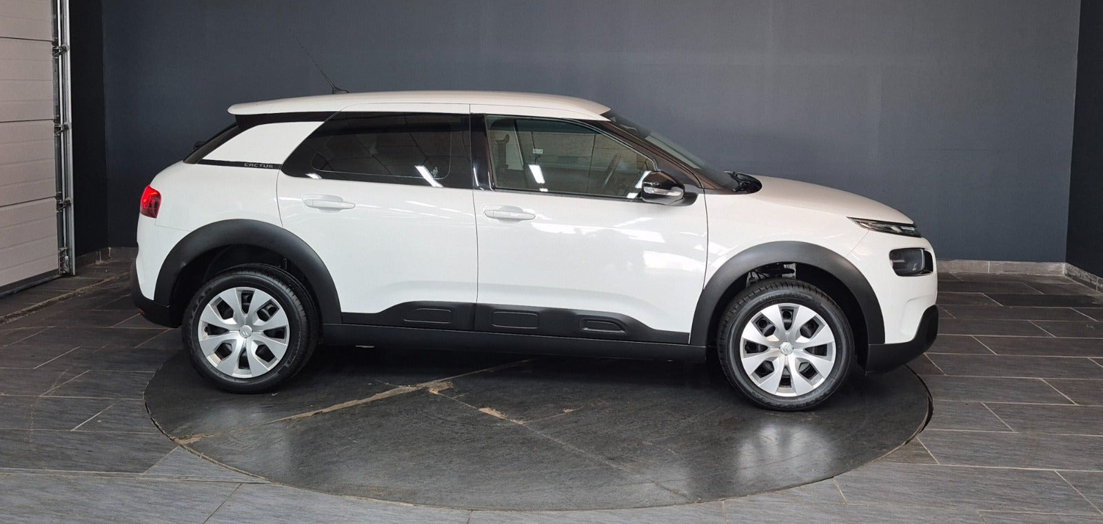Hvid Citroën C4 Cactus fra 2020