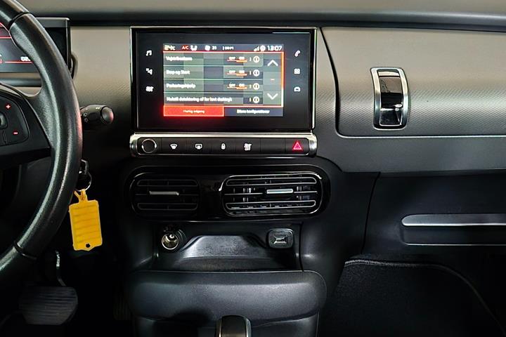 Hvid Citroën C4 Cactus fra 2020