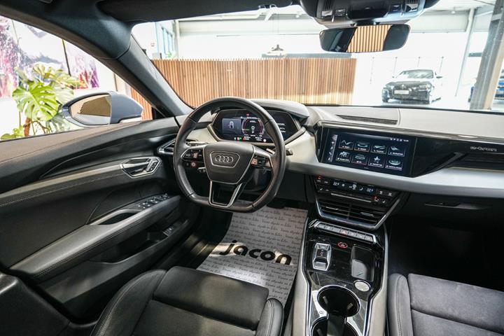 Blå Audi e-tron GT fra 2022