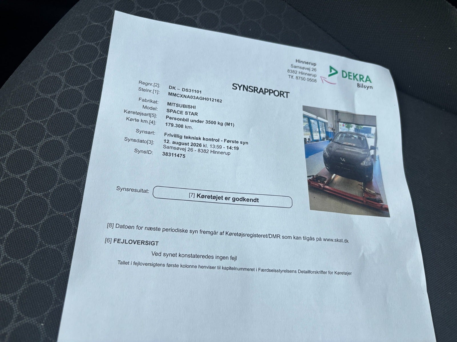 Sort Mitsubishi Space Star fra 2015