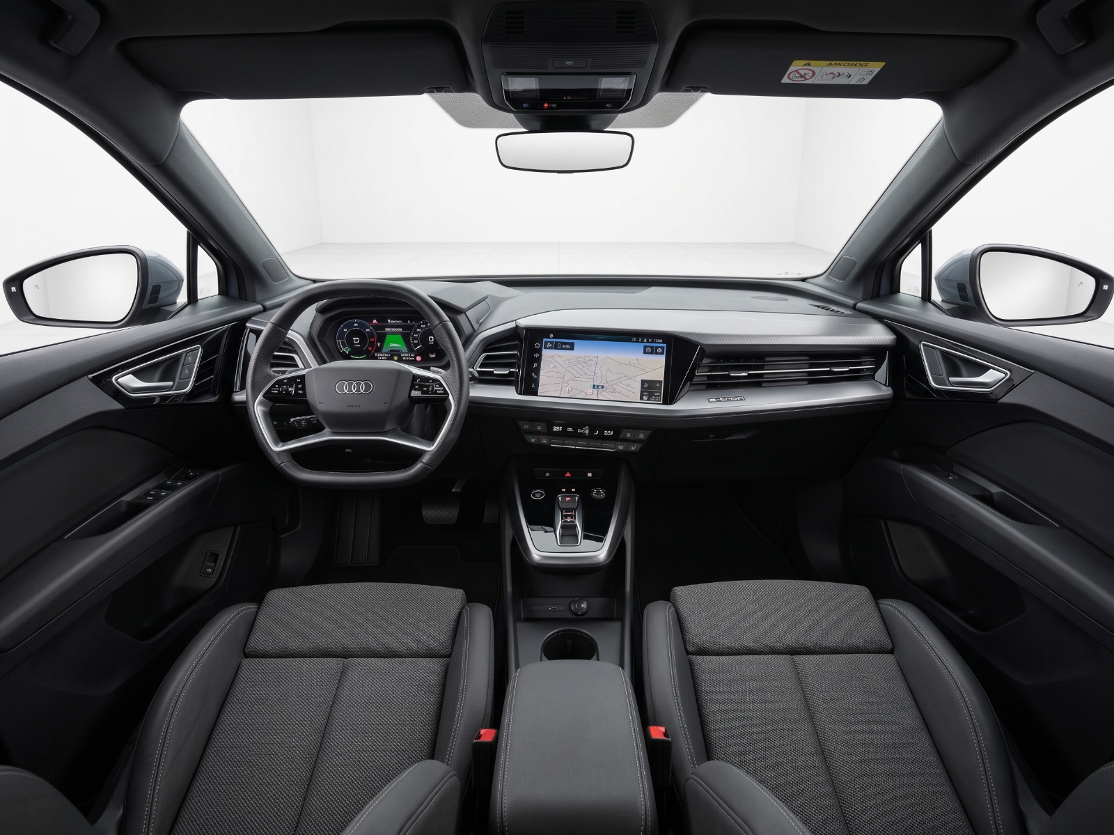 Blå Audi Q4 e-tron fra 2022
