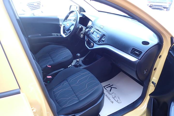 Gul Kia Picanto fra 2016