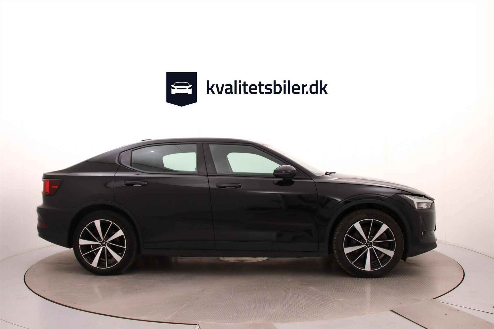 Sort Polestar 2 fra 2022