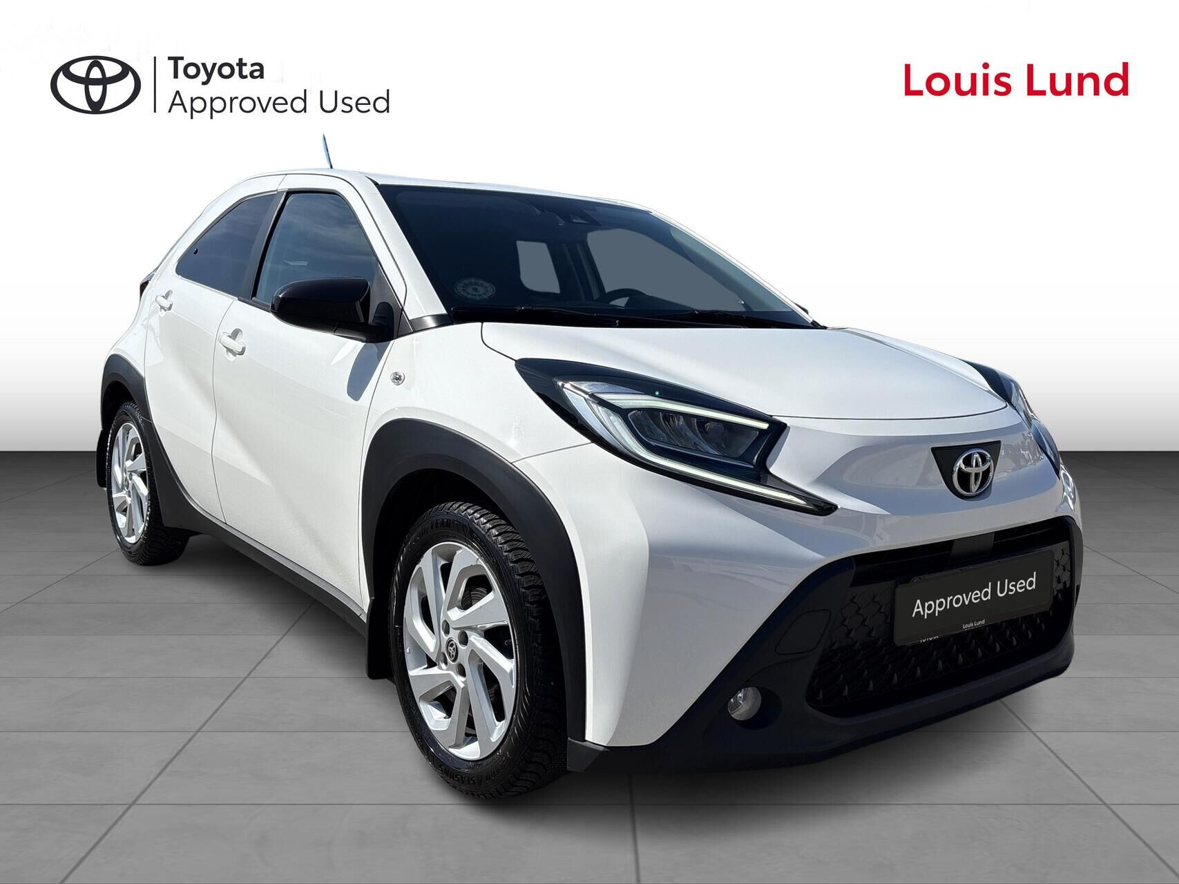 Hvid Toyota Aygo X fra 2023