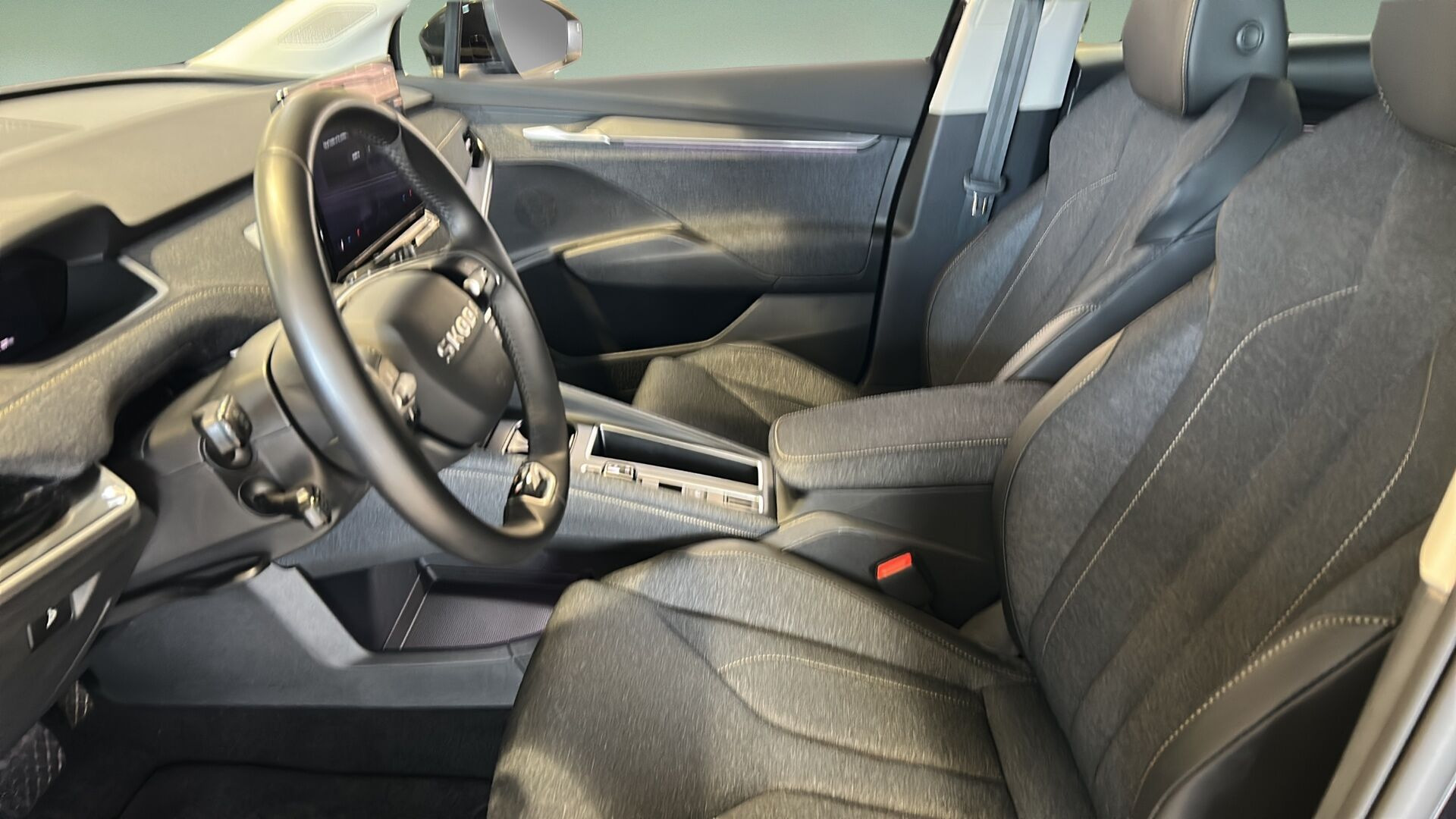 Sort Skoda Elroq fra 2025
