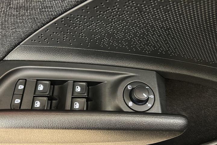 Sort Skoda Elroq fra 2025