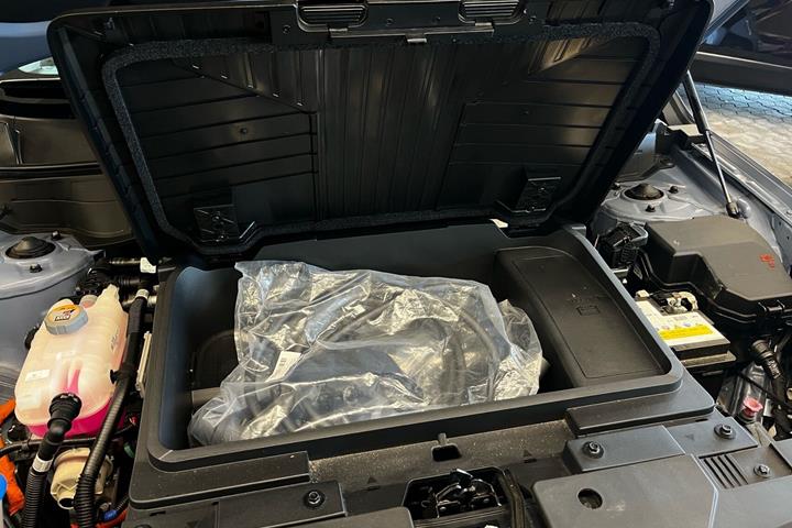 Blå Hyundai Kona fra 2024