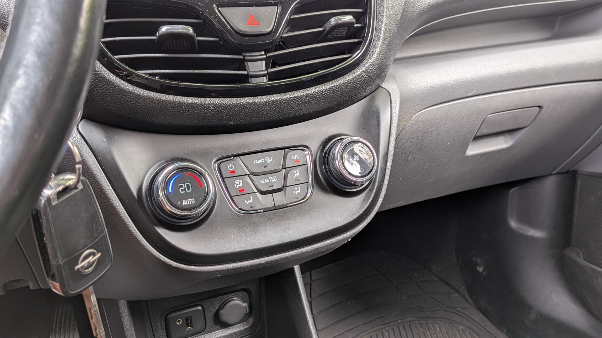 Lilla Opel Karl fra 2016