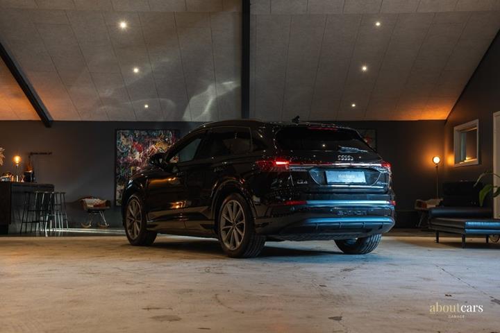 Sort Audi Q4 e-tron fra 2022
