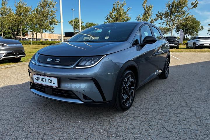 Grå BYD Dolphin fra 2024