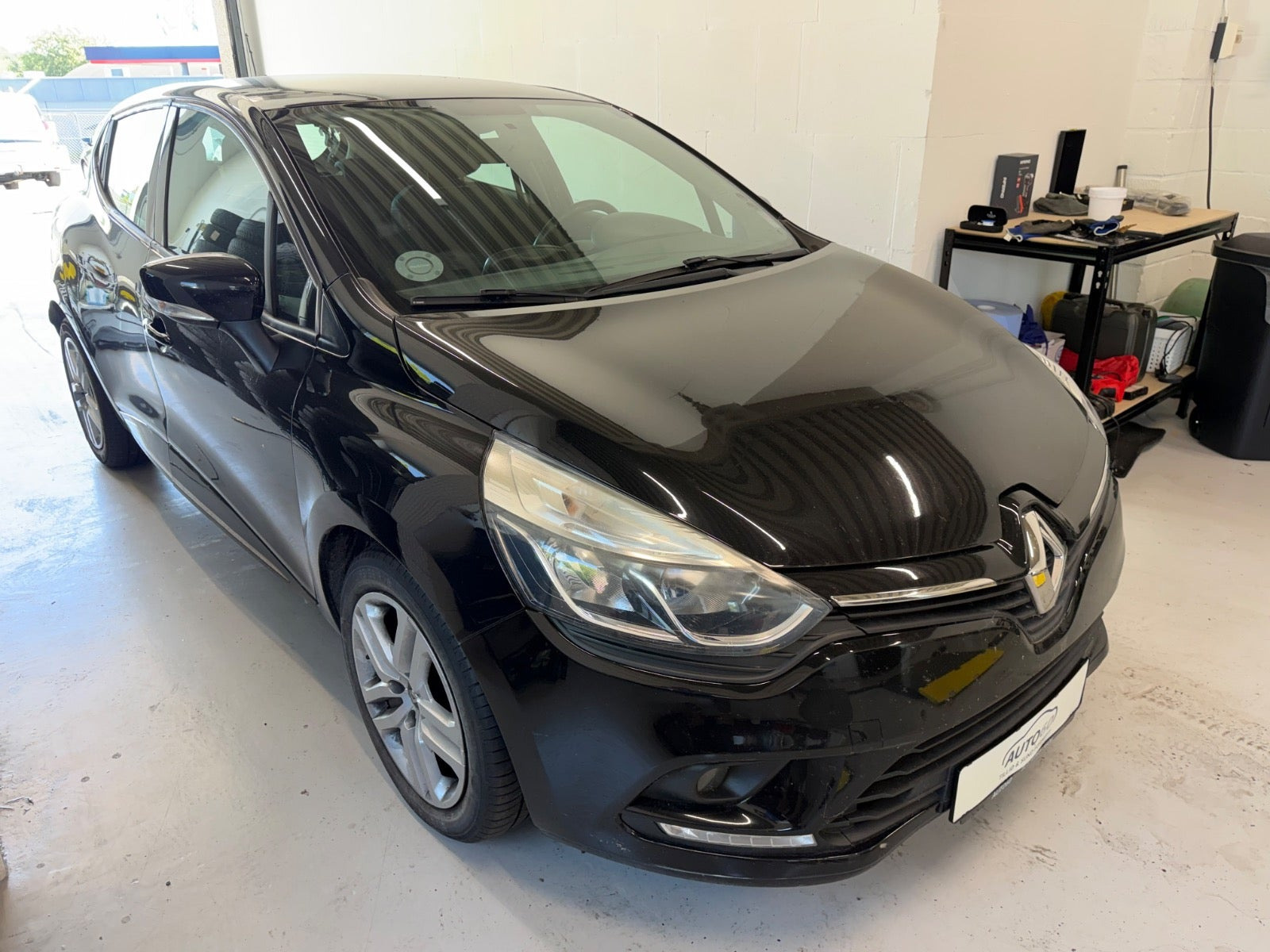 Sort Renault Clio IV fra 2018