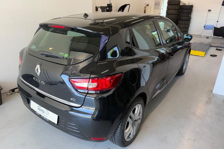 Sort Renault Clio IV fra 2018
