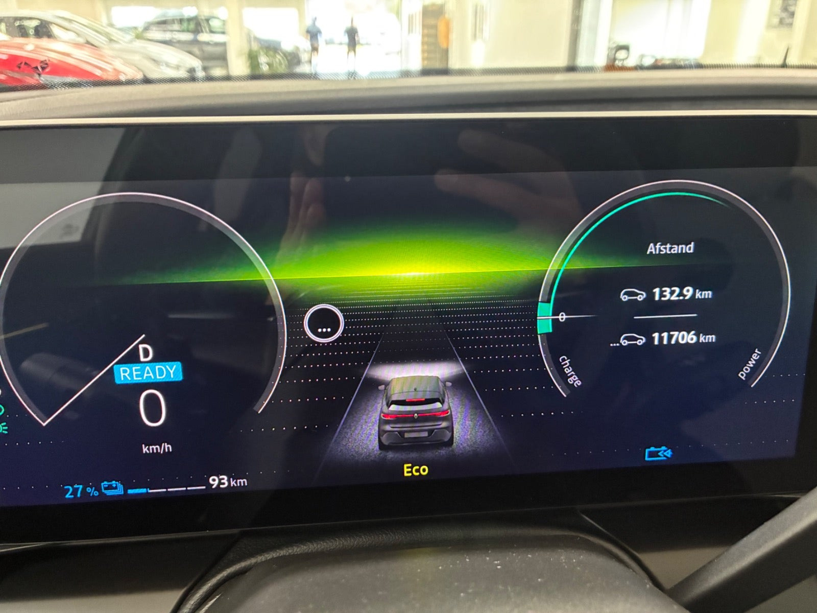Hvid Renault Megane E-Tech fra 2024