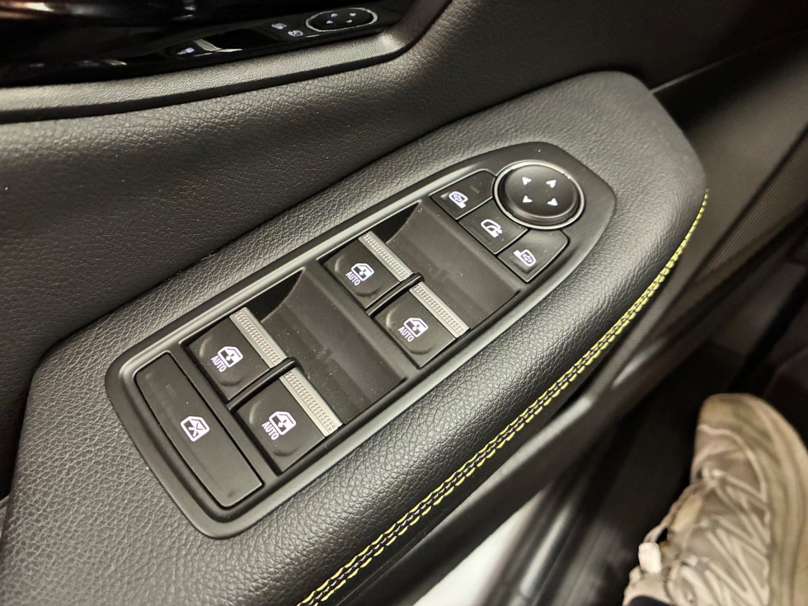Hvid Renault Megane E-Tech fra 2024