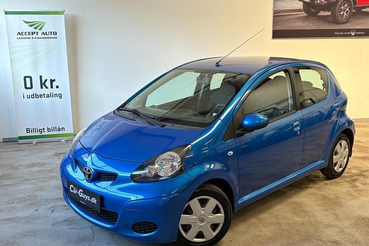 undefined Toyota Aygo fra 2011 set udefra