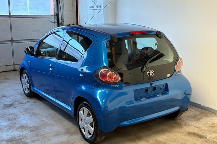 undefined Toyota Aygo fra 2011