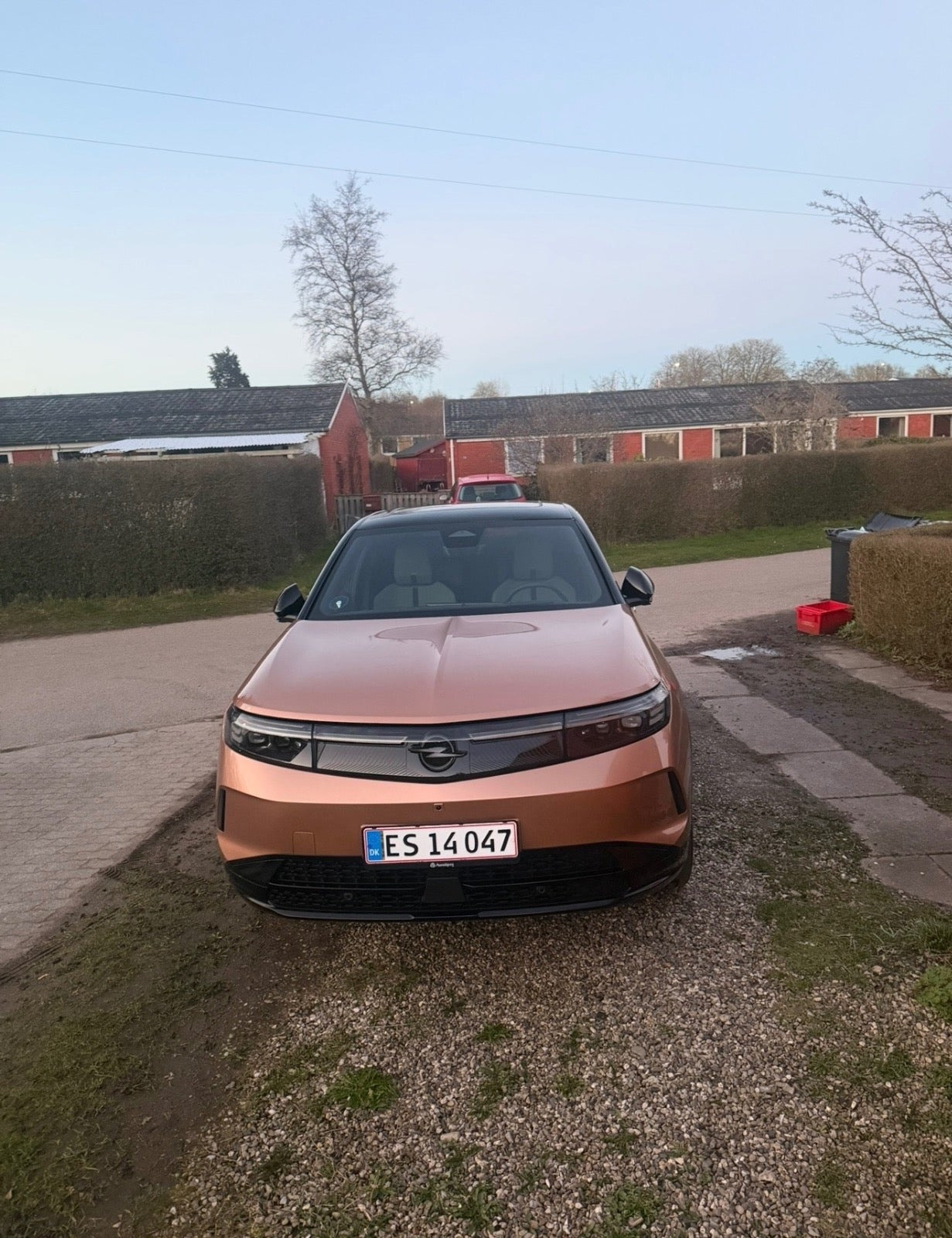 Brun Opel Grandland-e fra 2024