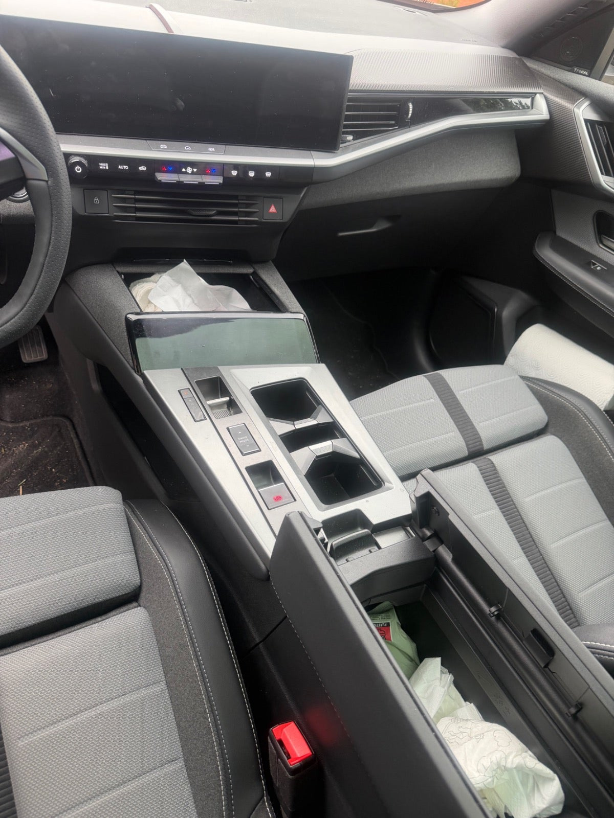Brun Opel Grandland-e fra 2024