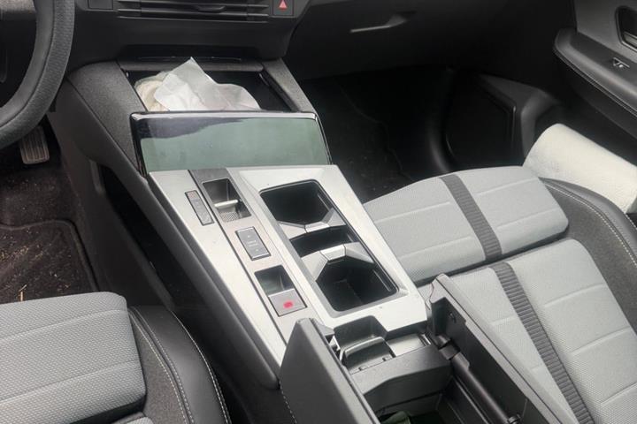 Brun Opel Grandland-e fra 2024