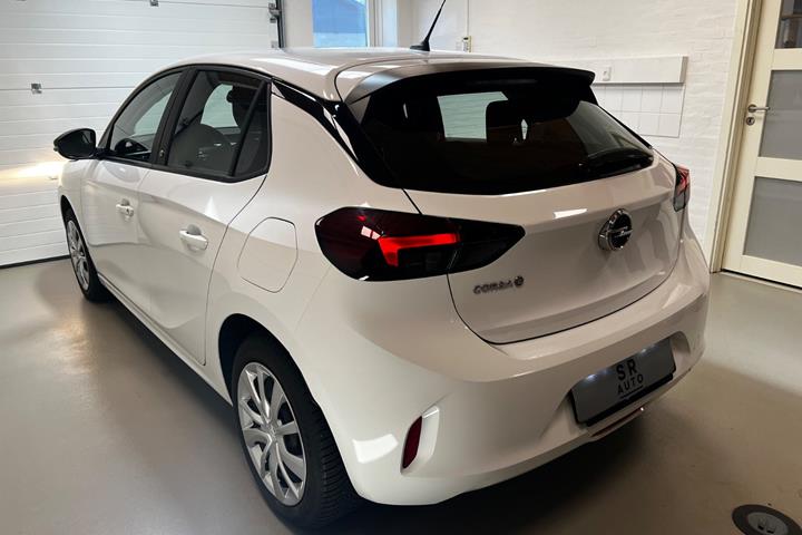 Hvid Opel Corsa-e fra 2021