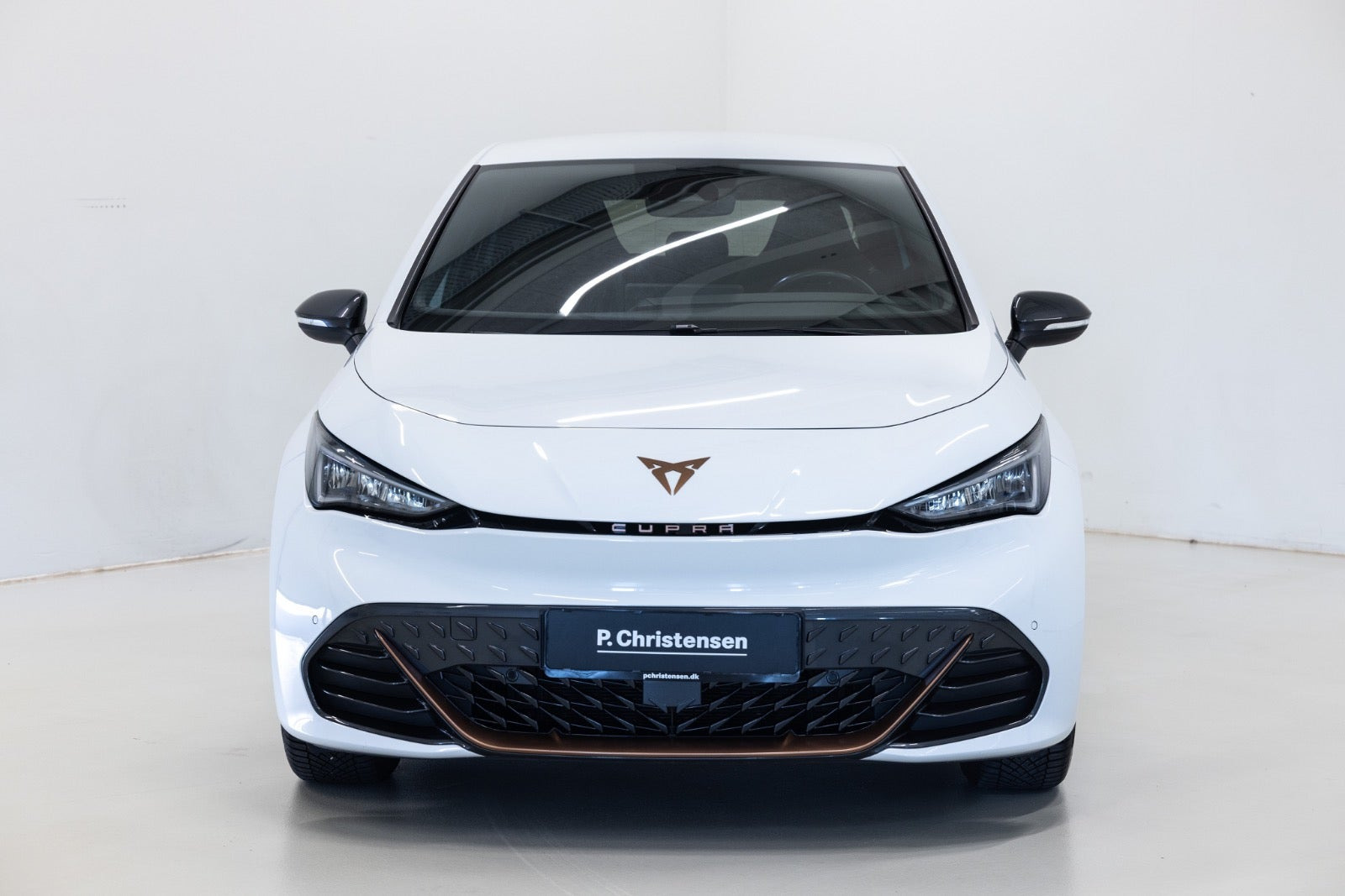 Hvid Cupra Born fra 2023