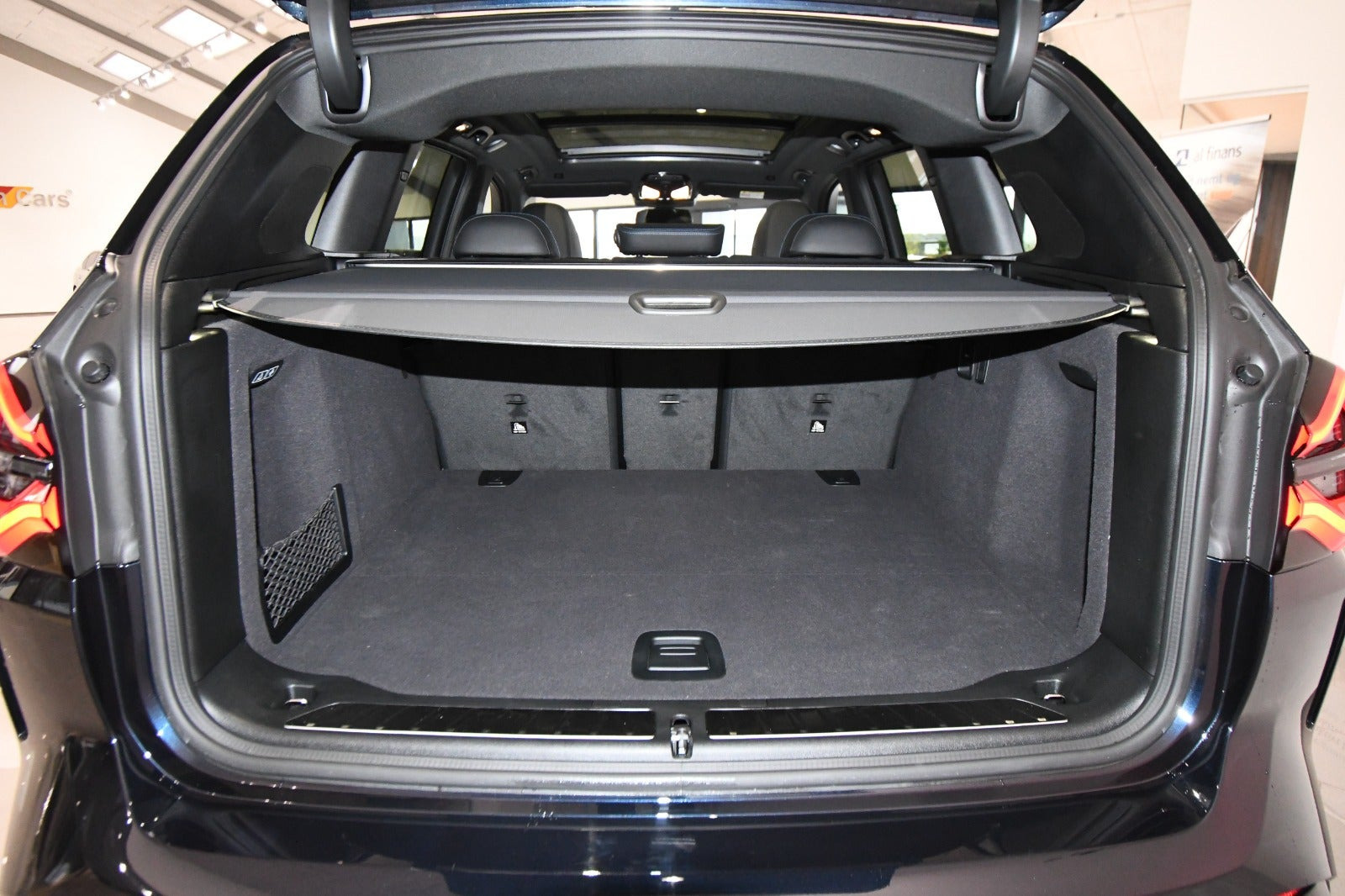 Sort BMW iX3 fra 2024
