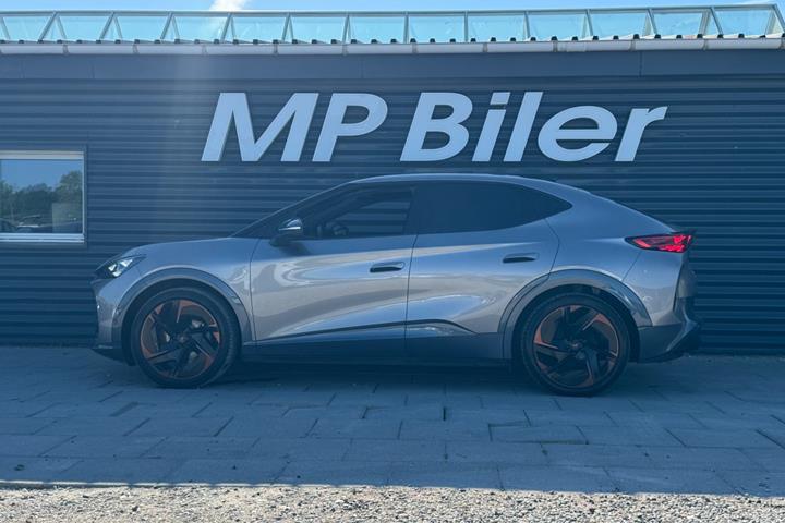 Sort Cupra Tavascan fra 2025