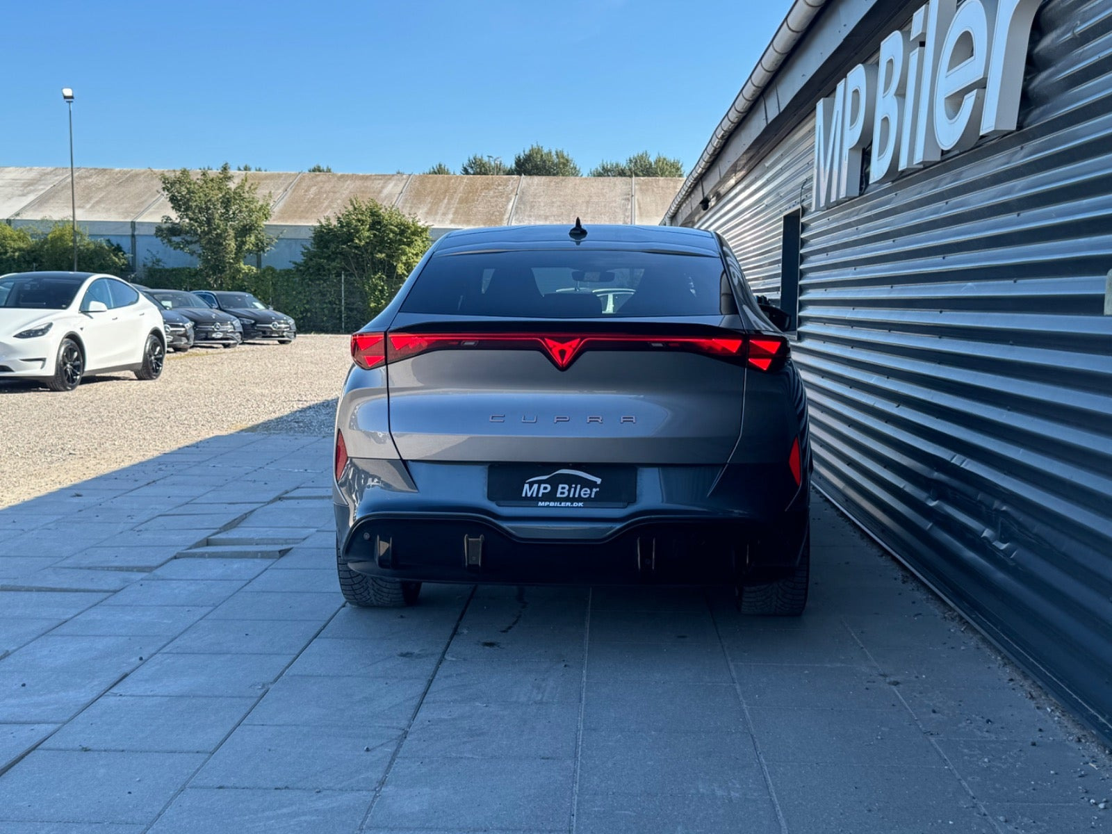 Sort Cupra Tavascan fra 2025