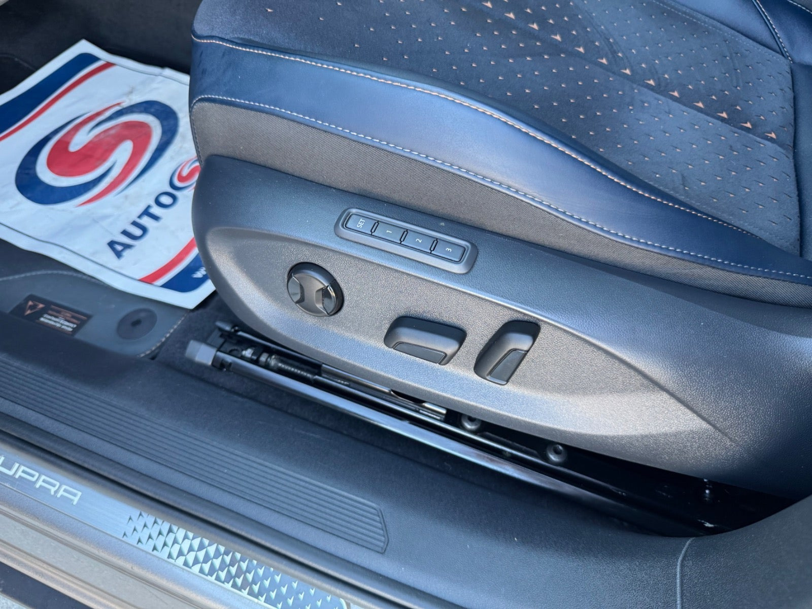 Sort Cupra Tavascan fra 2025