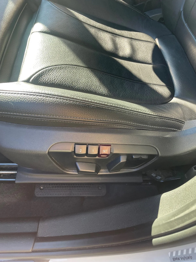 Hvid BMW X1 fra 2021