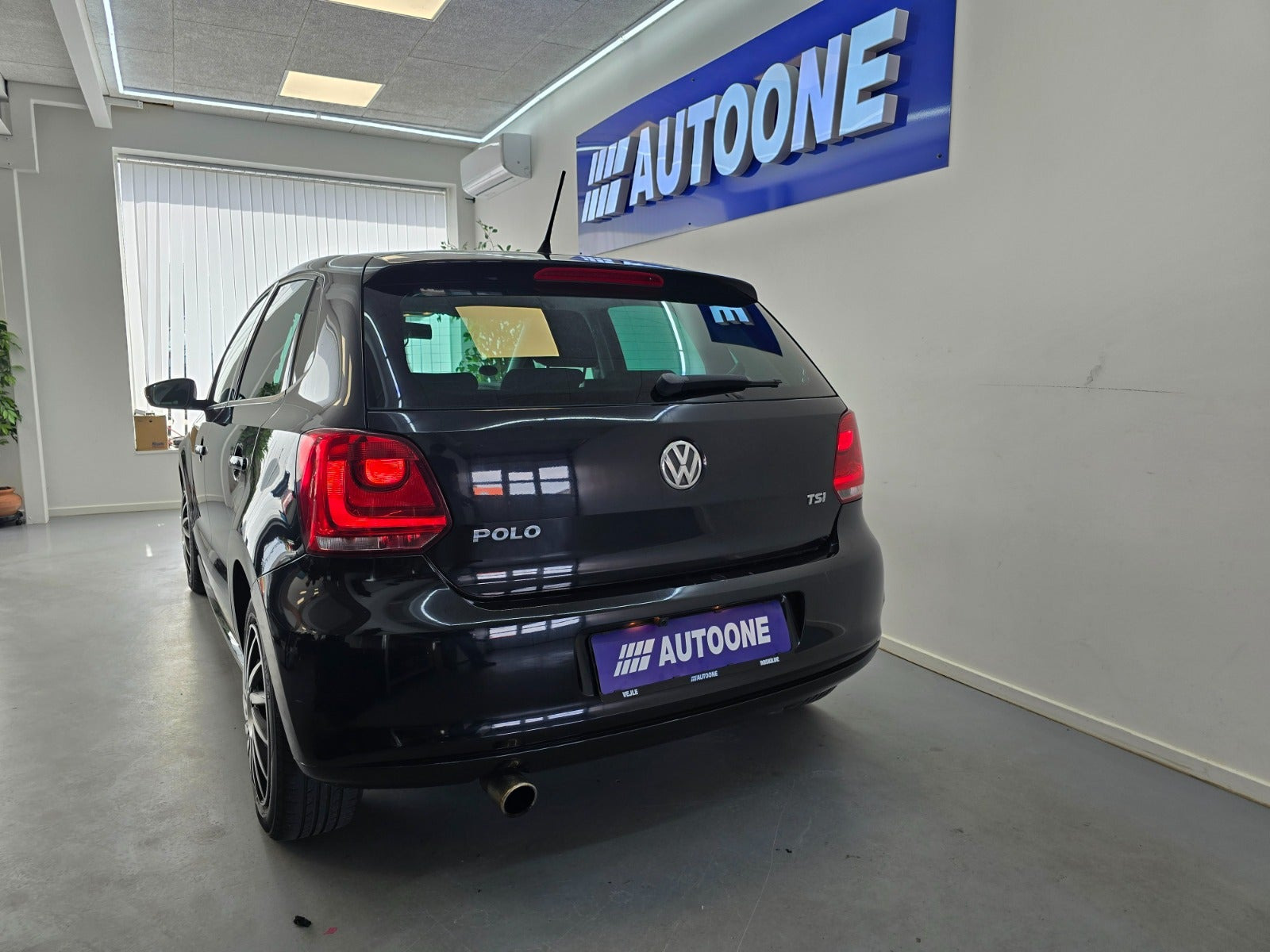 Sort VW Polo fra 2012