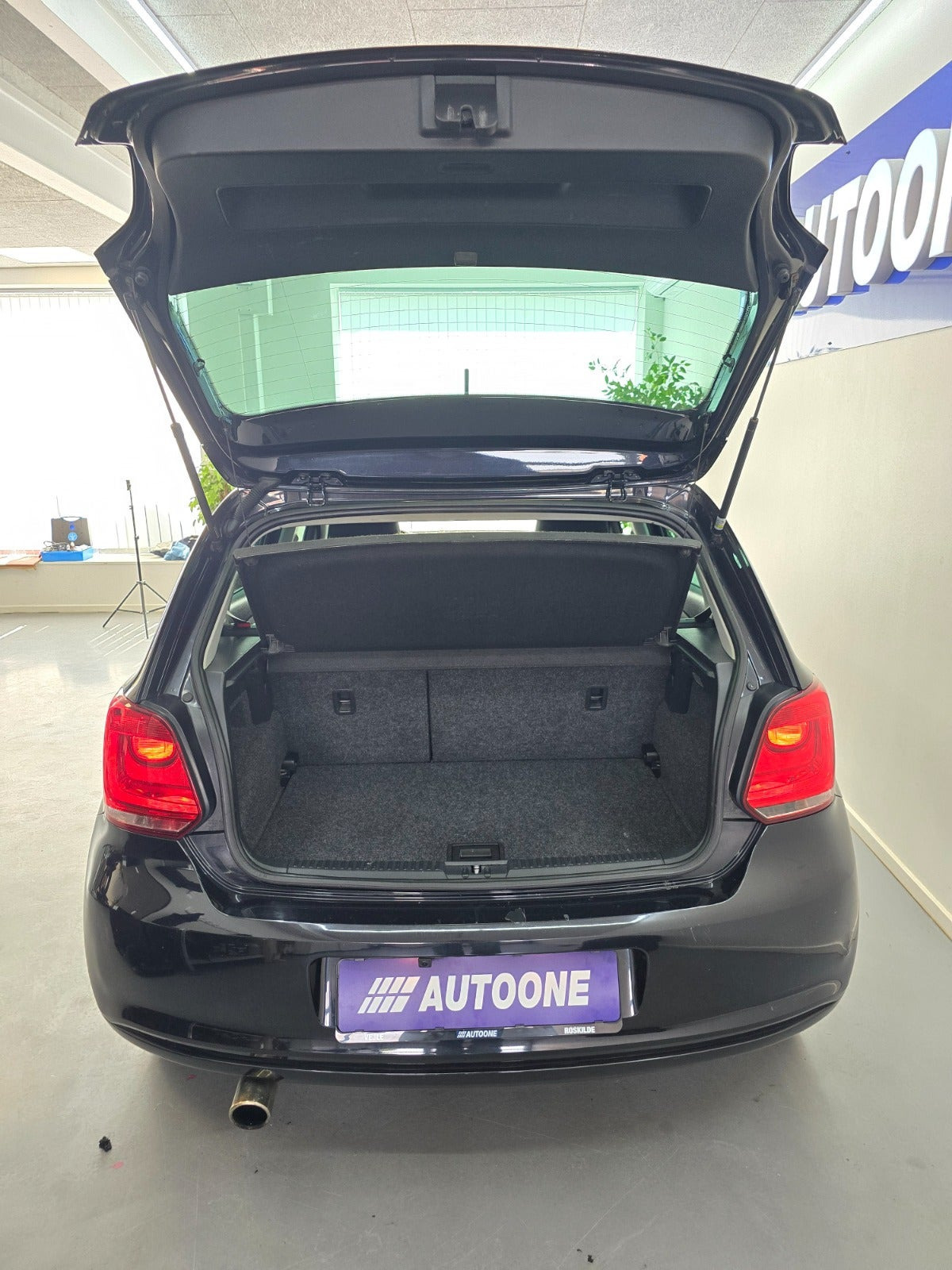 Sort VW Polo fra 2012