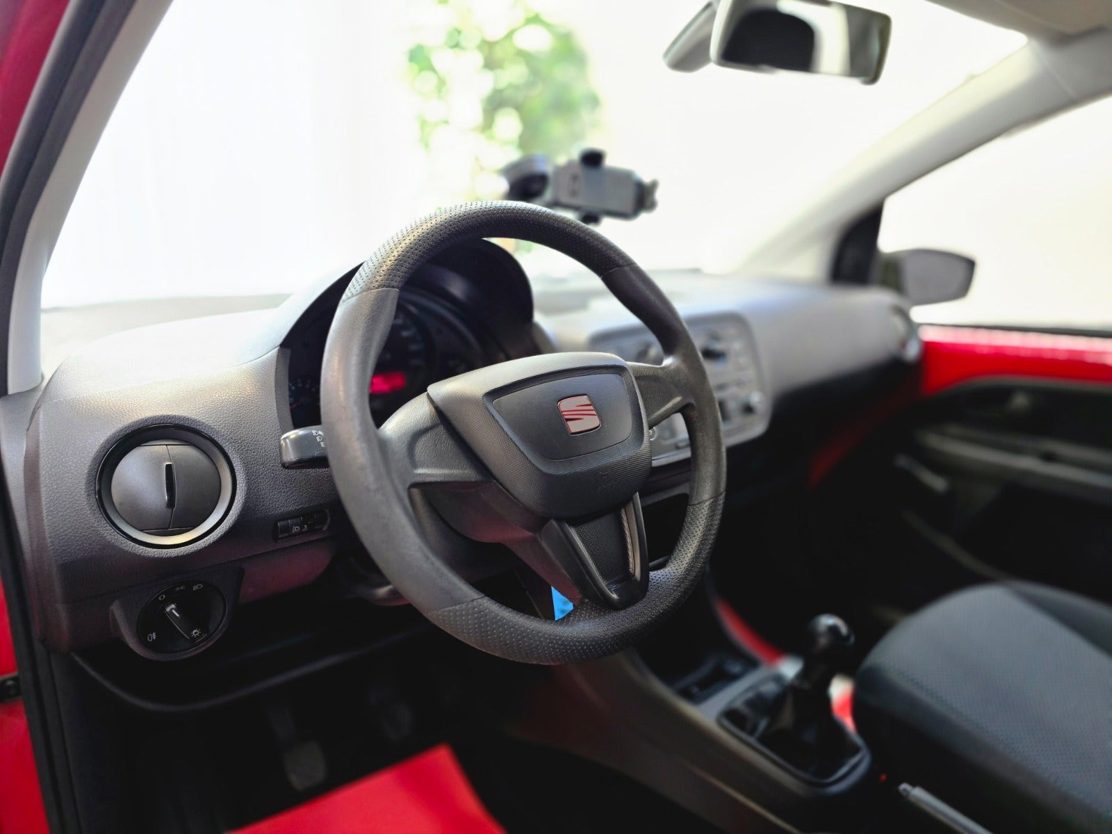 Rød Seat Mii fra 2013