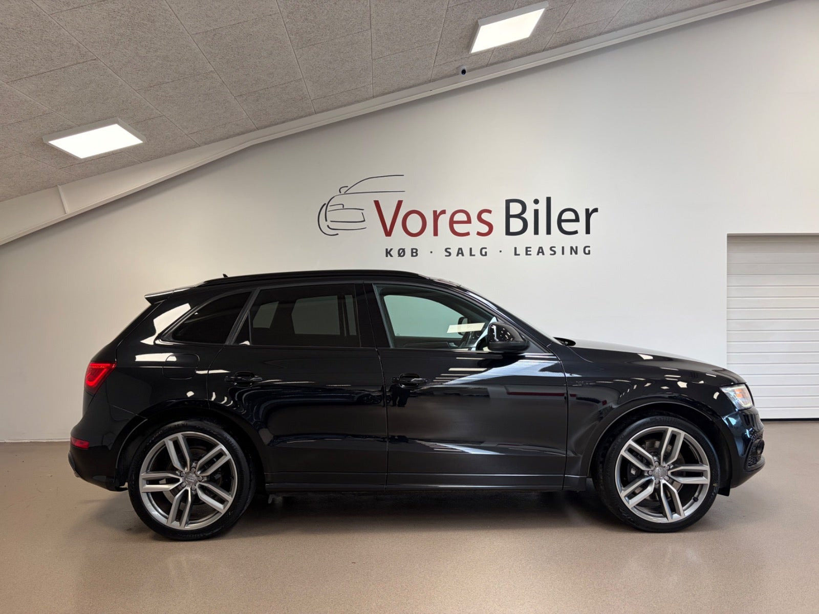 Sort Audi SQ5 fra 2013