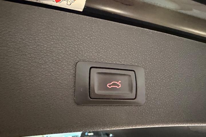 Sort Audi SQ5 fra 2013