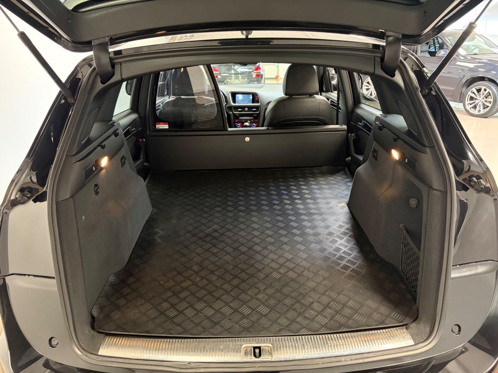 Sort Audi SQ5 fra 2013