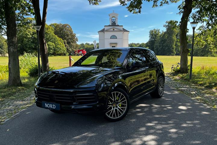 Bronze Porsche Cayenne fra 2022