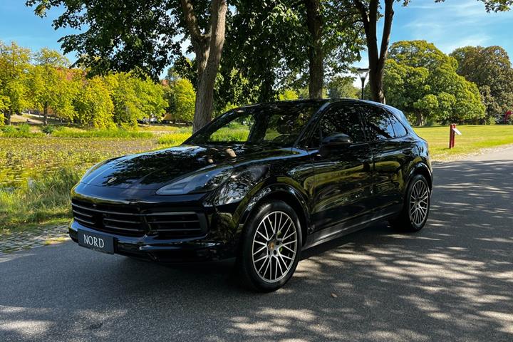 Bronze Porsche Cayenne fra 2022