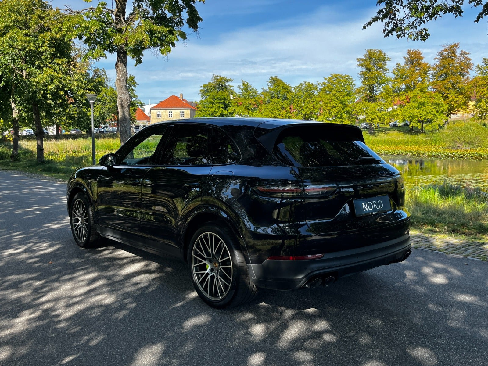 Bronze Porsche Cayenne fra 2022
